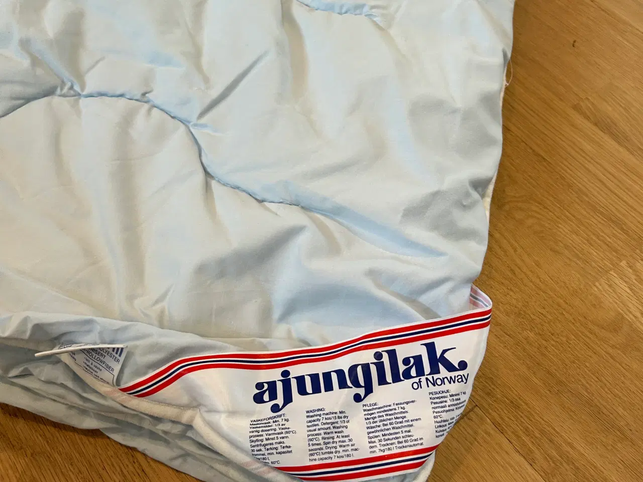 Billede 1 - Ajunglak Dyne fra Norway