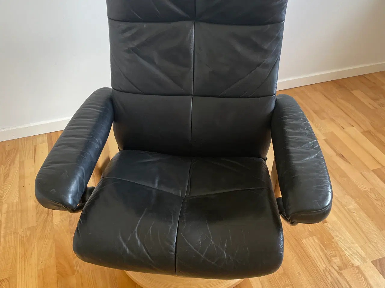 Billede 1 - Stressless lænestol i sort læder