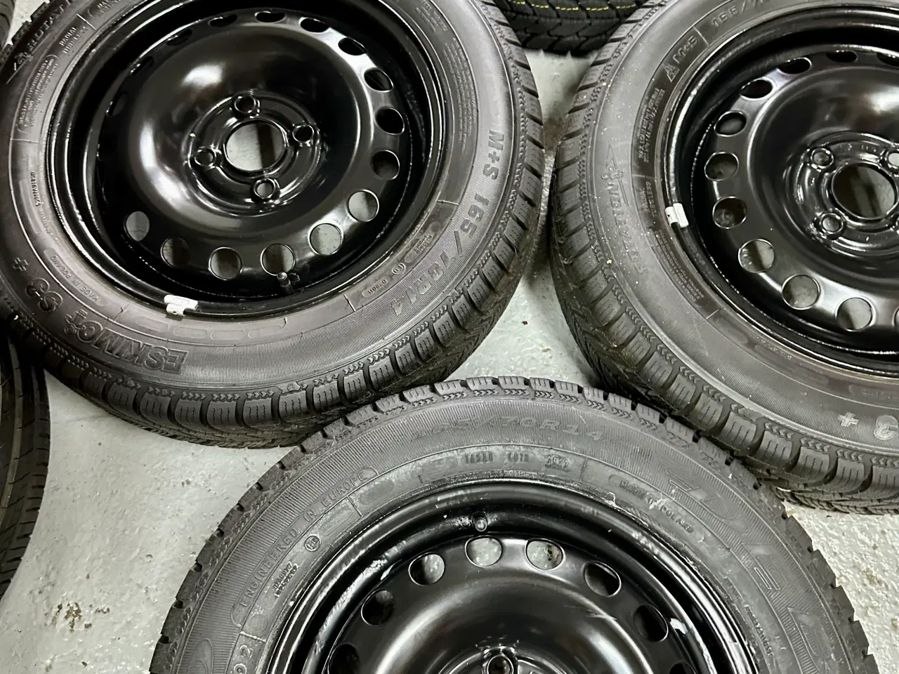 Billede 1 - Vw  UP stalfælge 14” med vinterdæk 