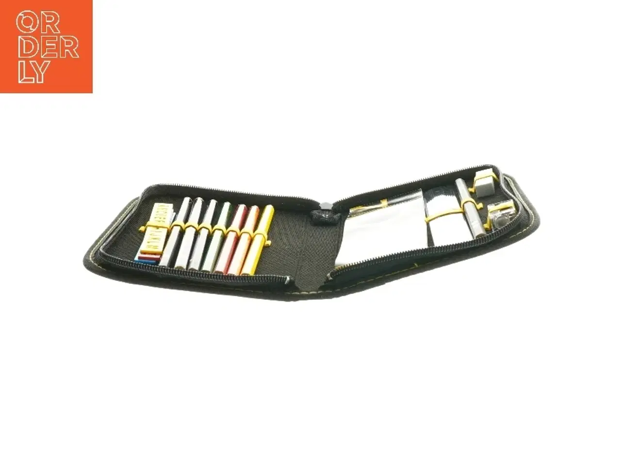 Billede 2 - Penalhus med farveblyanter fra Langelandsfestival (str. 19,5x13 cm)