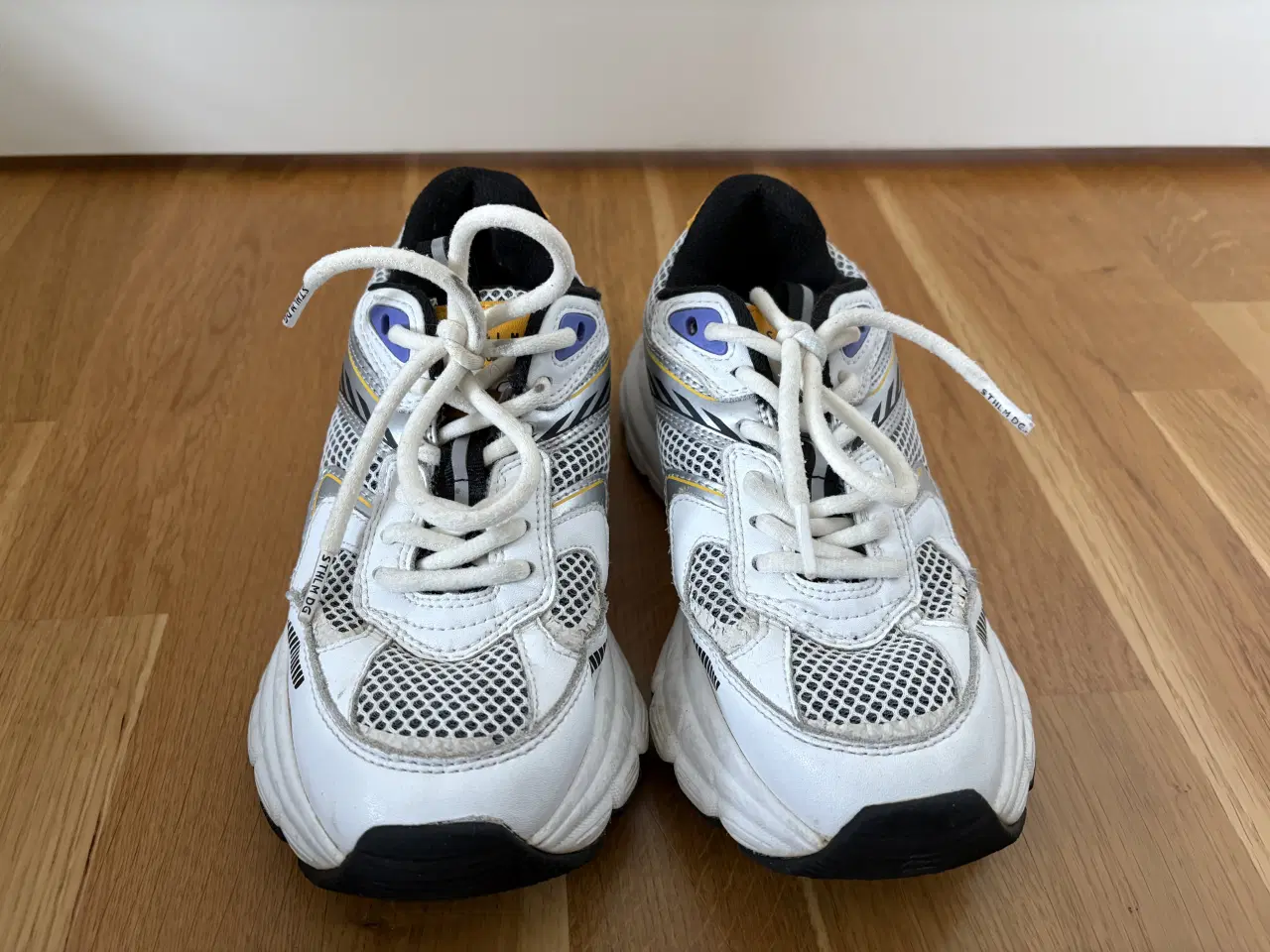 Billede 1 - Stockholm Design Group sneakers str. 36