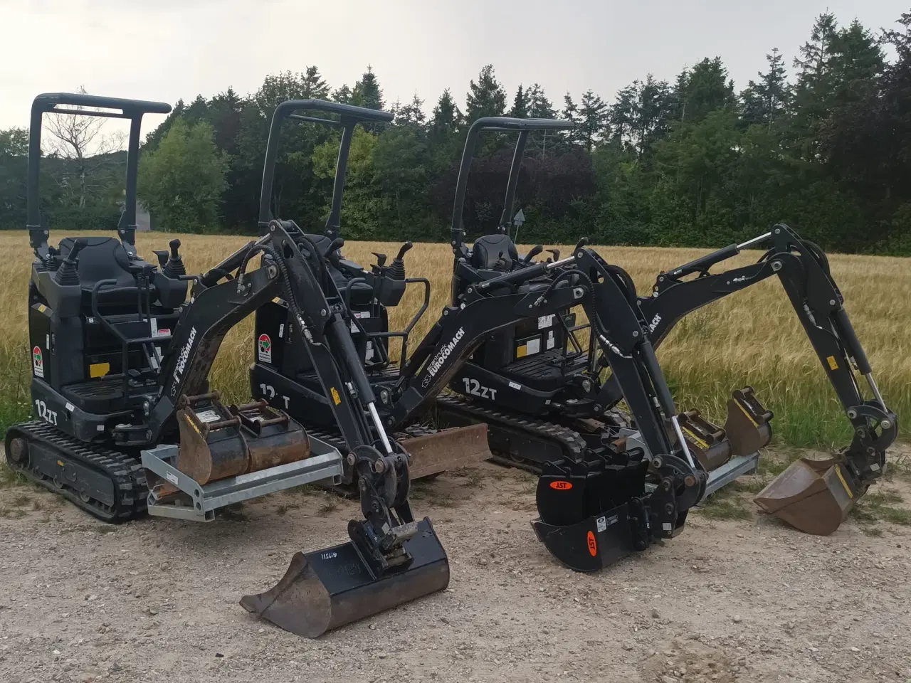 Billede 6 - 1800Kgs minigraver udlejes KUN 800pr dag