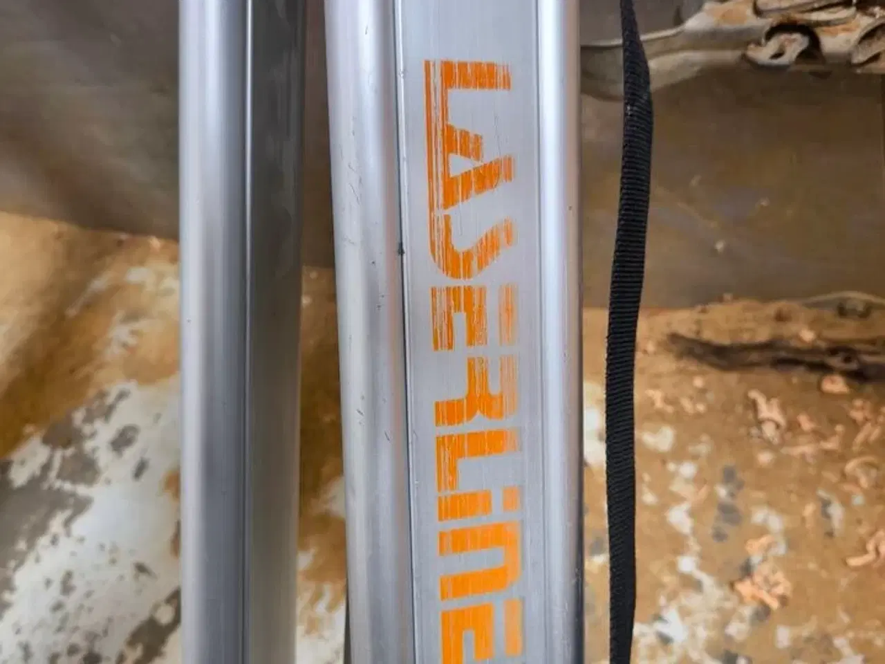 Billede 1 - Stativ LASERLINER til nivelleringsapparat