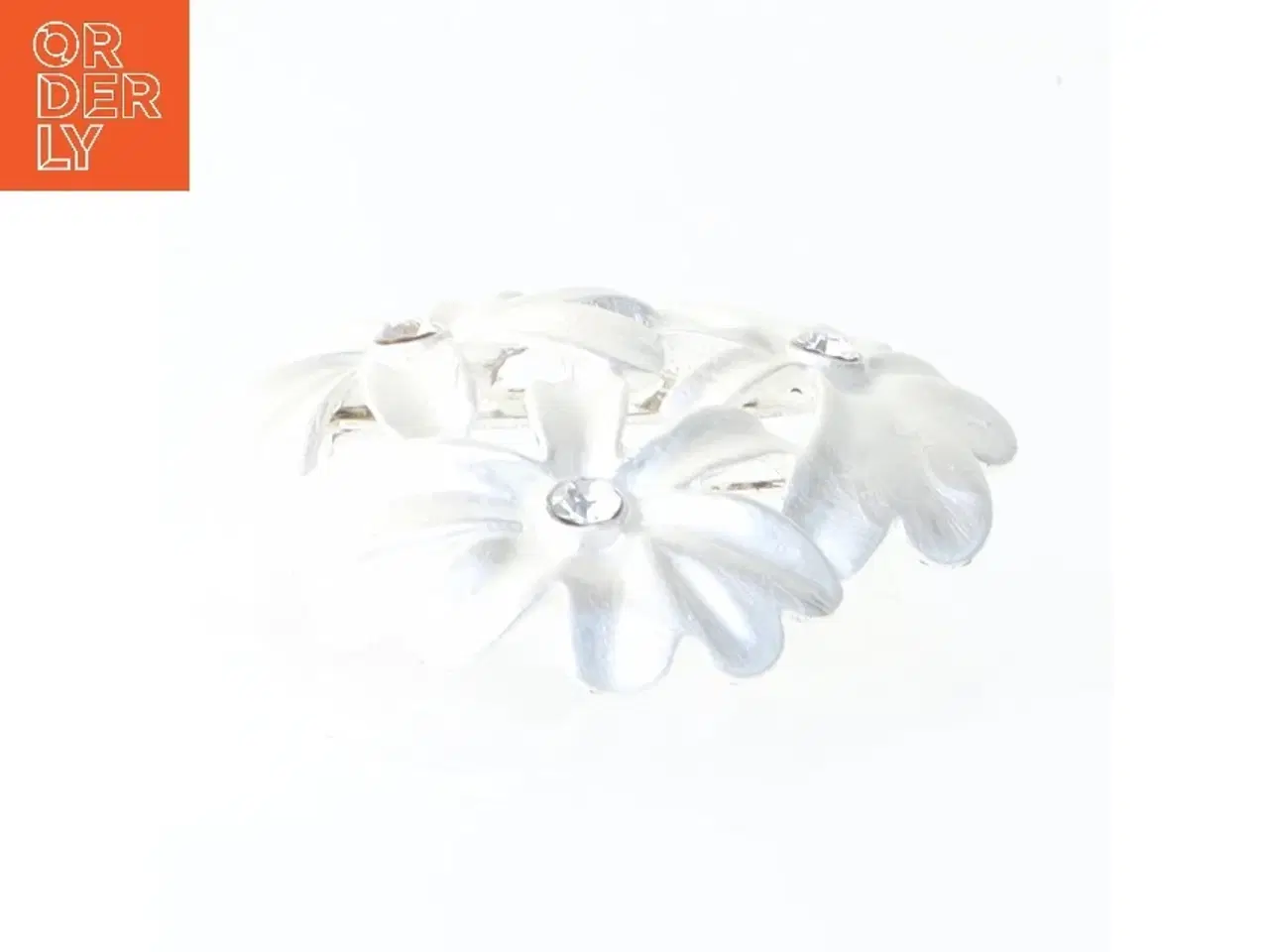 Billede 3 - Blomsterformet broche med sten (str. Ø 4 cm)