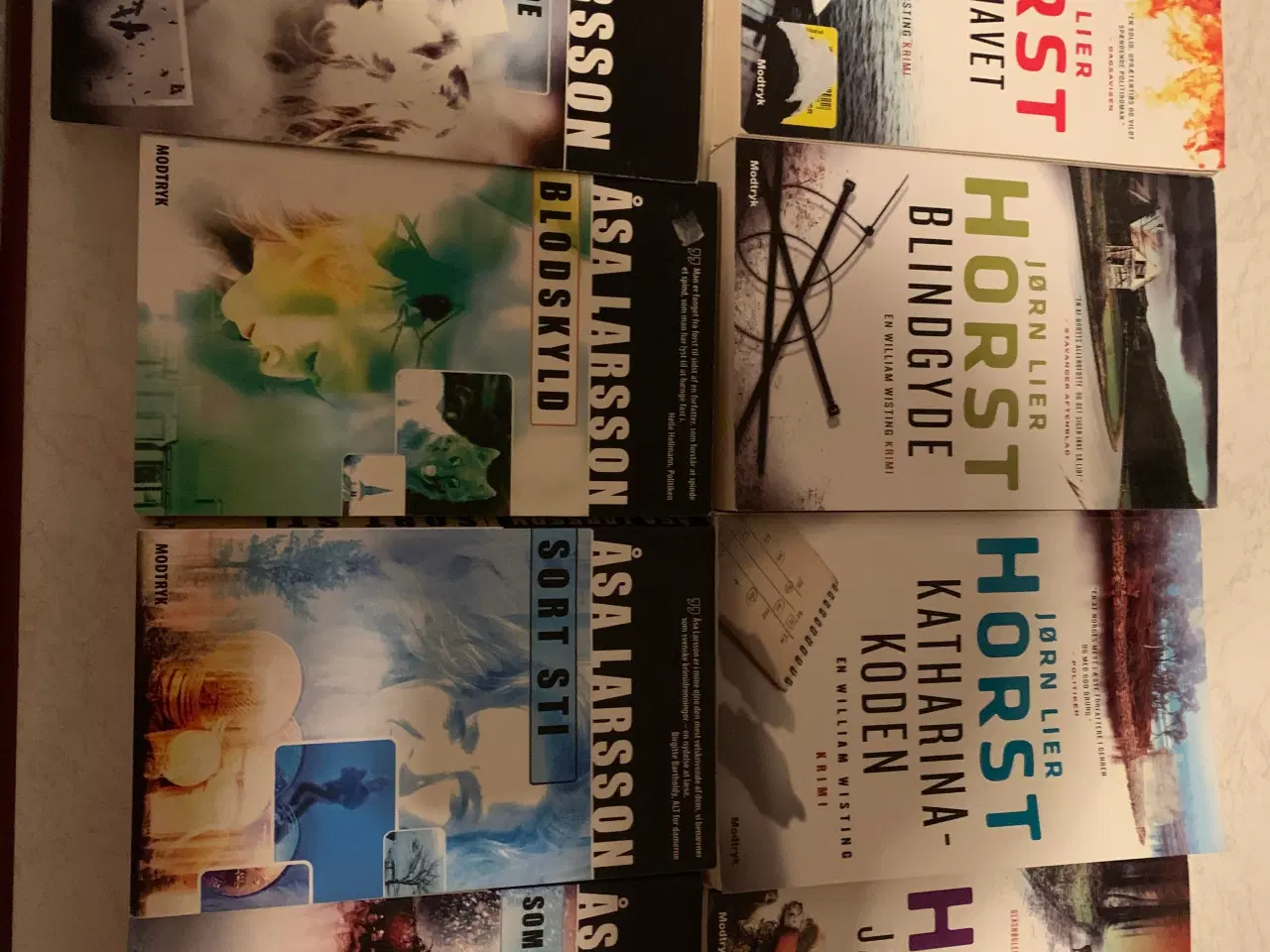 Billede 2 - Krimier. 8 stk. kr. 150,-