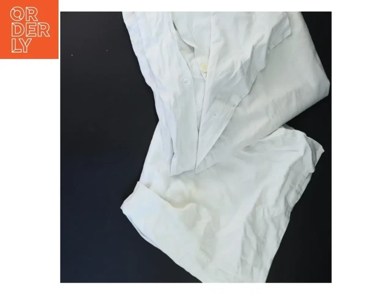 Billede 3 - Hvid dug (str. 64x57 cm)