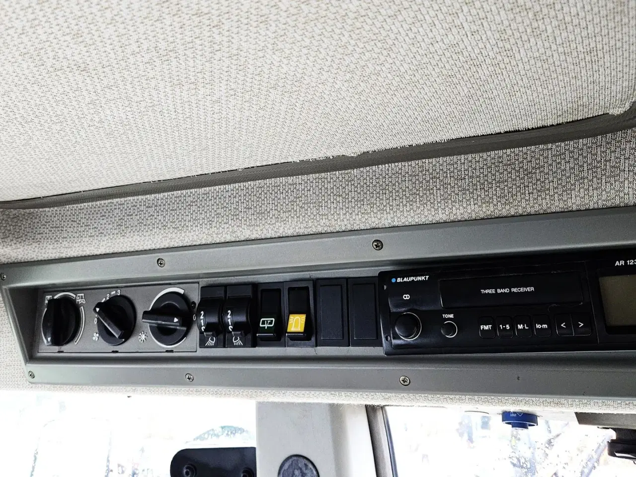 Billede 16 - Fendt 410 / Vario / frontlift mv. / 12.000 timer