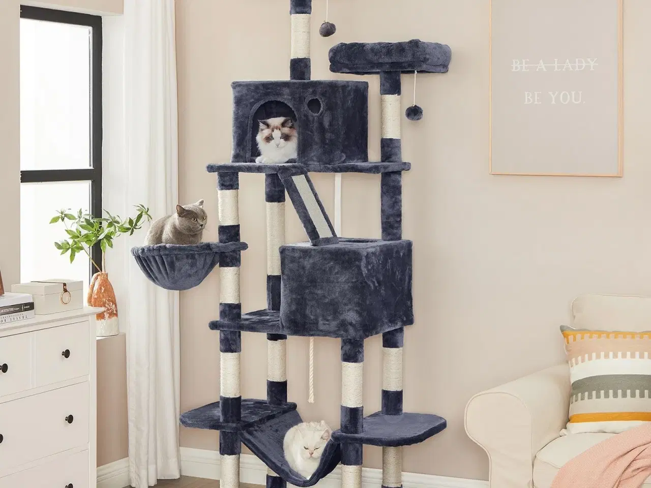 Billede 3 - Klatretræ til kat – FEANDREA 206 cm, stort kattetræ med 13 kradsepæle, rampe, 2 udsigtsplatforme, 2 huler, kurv og hængekøje – røggrå