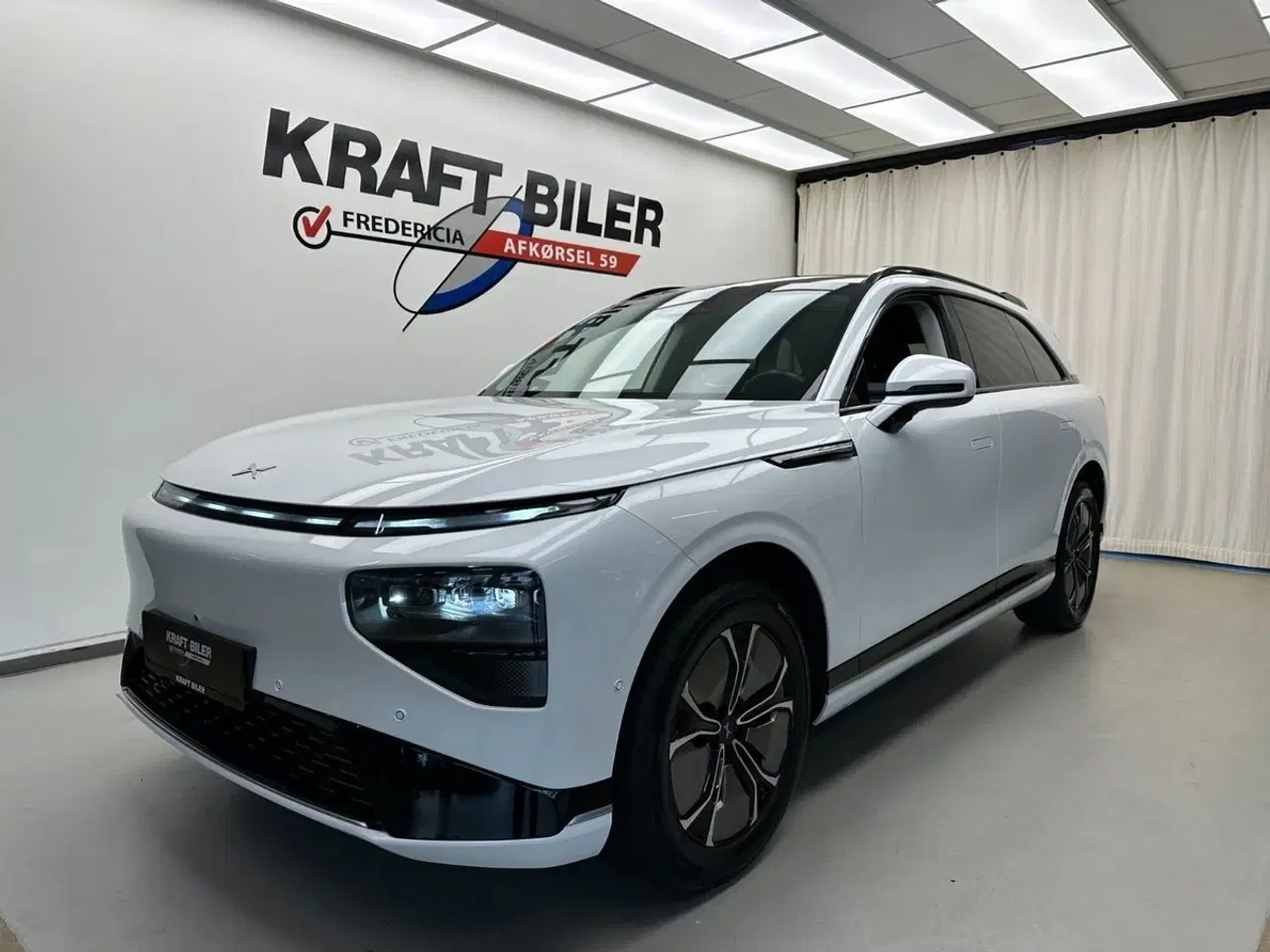 Billede 1 - Xpeng G9  Standard Range