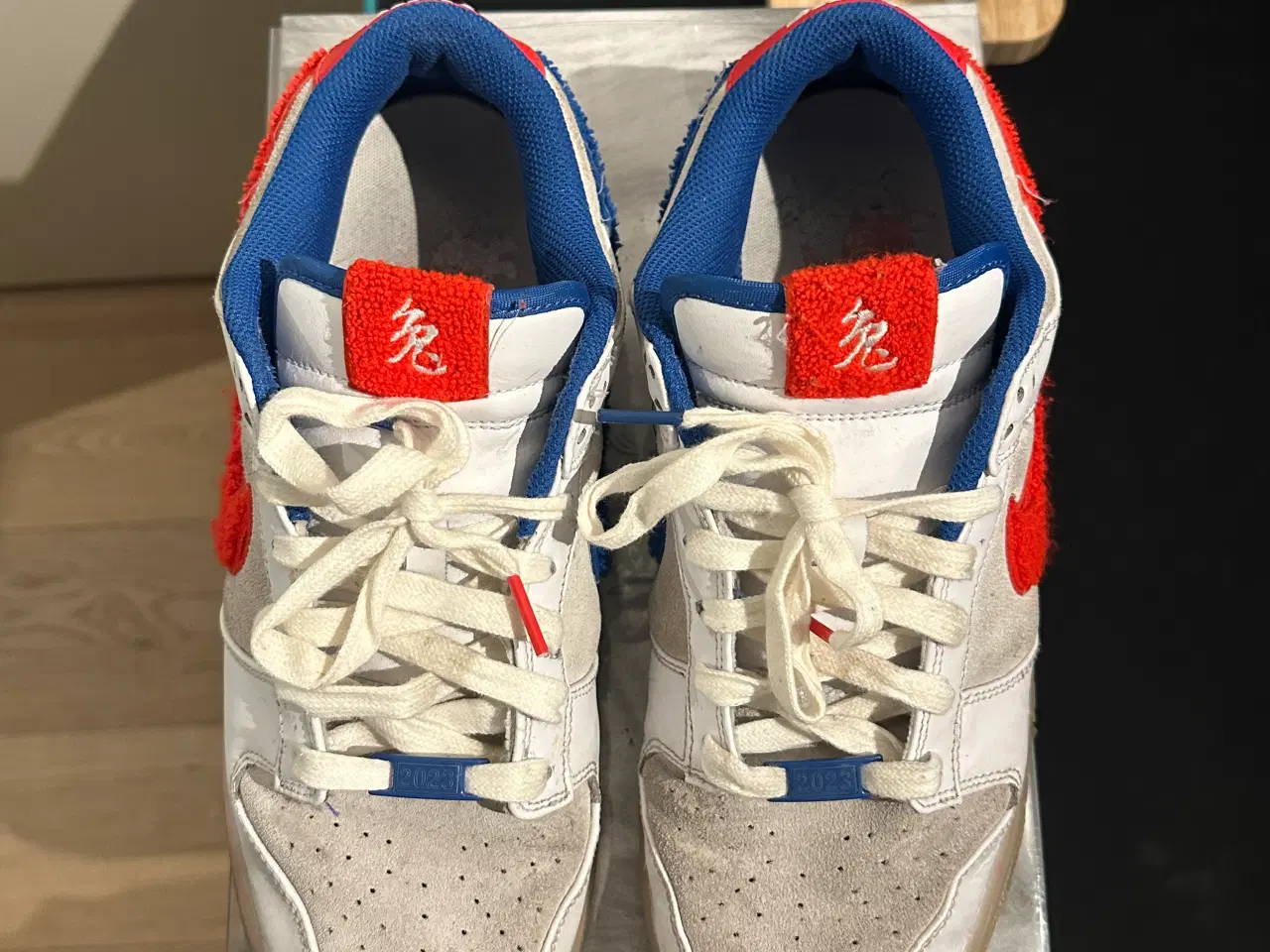 Billede 2 - Nike Dunk Low Year of the Rabbit White Crimson