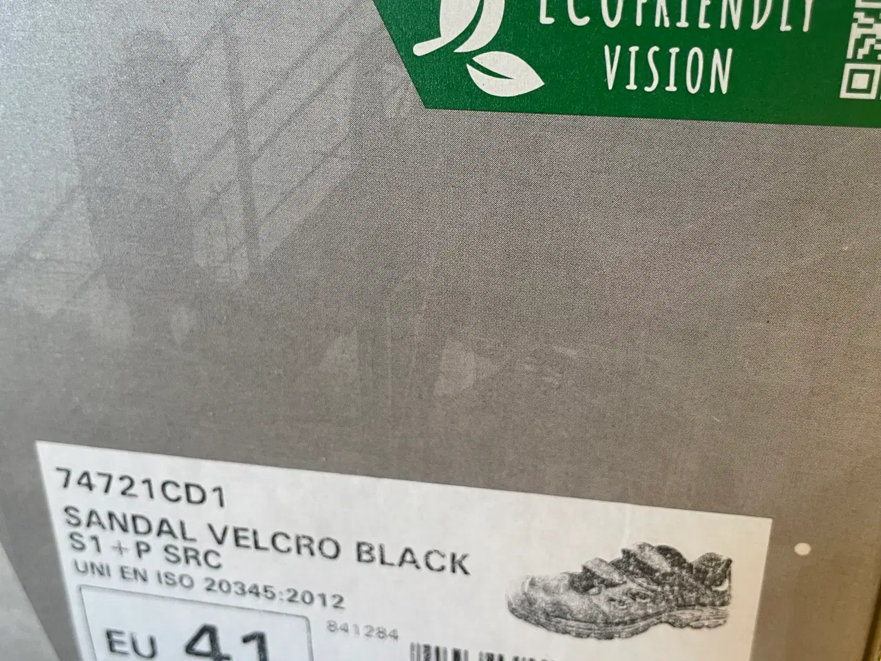 Billede 5 - Sikkerhedssandaler sælges.