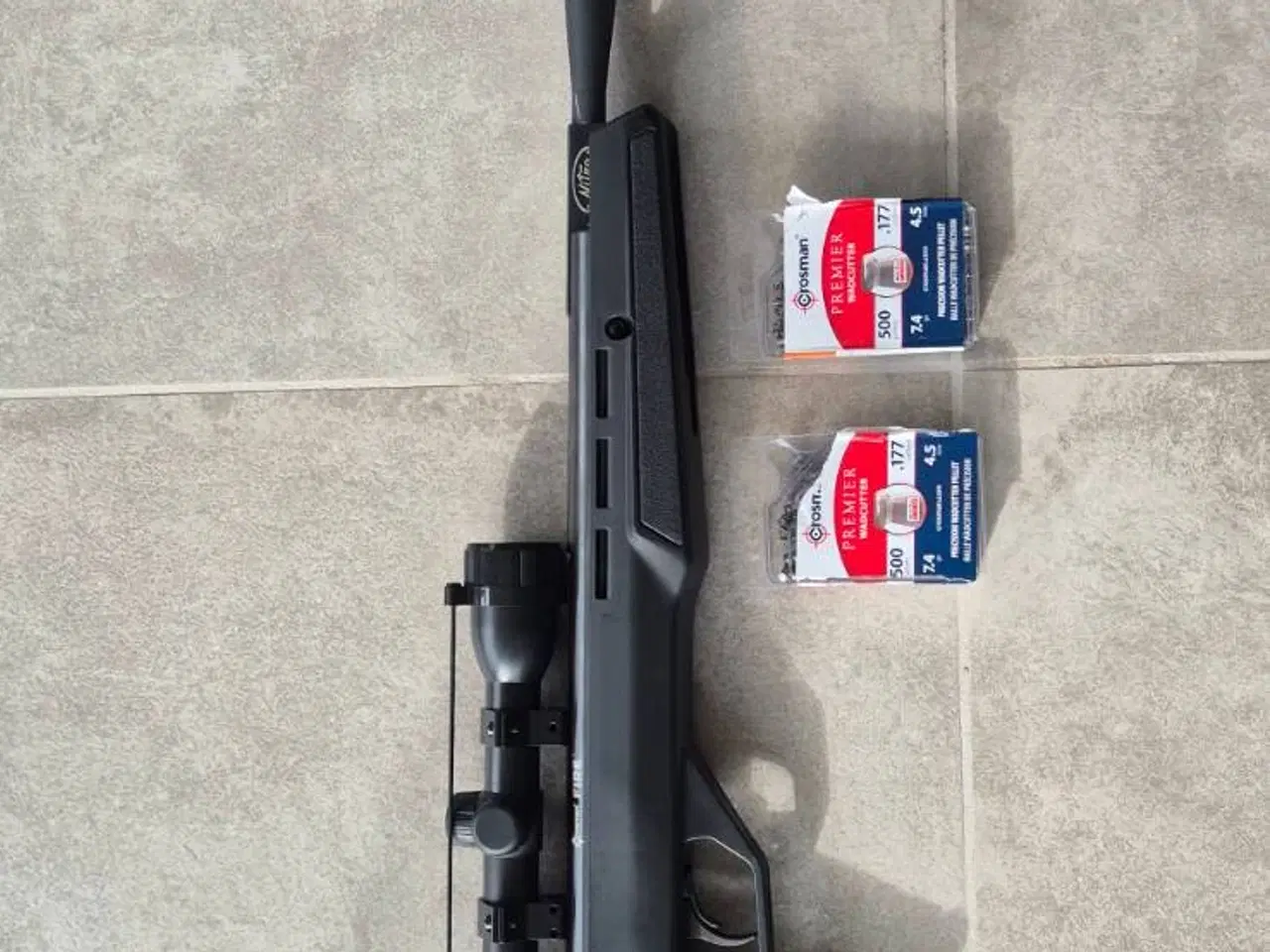 Billede 2 - Crosman Fire m/lyddæmper 4,5mm Luftgevær.