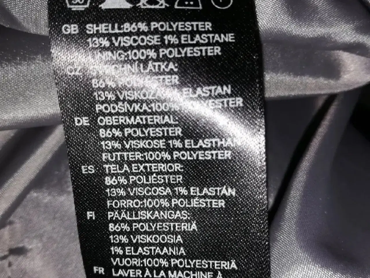 Billede 2 - Lækker jakke fra H&M