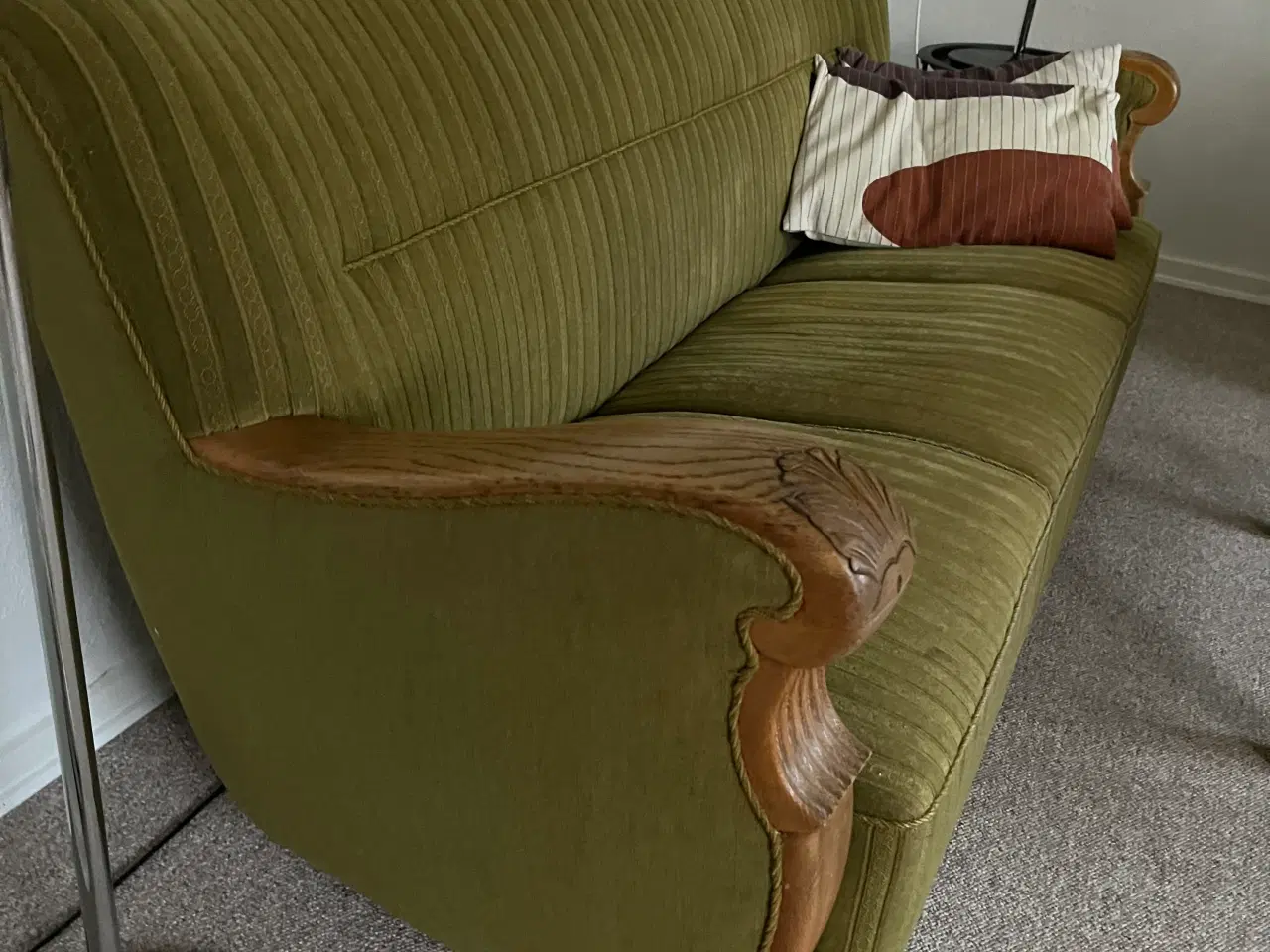 Billede 1 - Sofa og stol i egetræ 