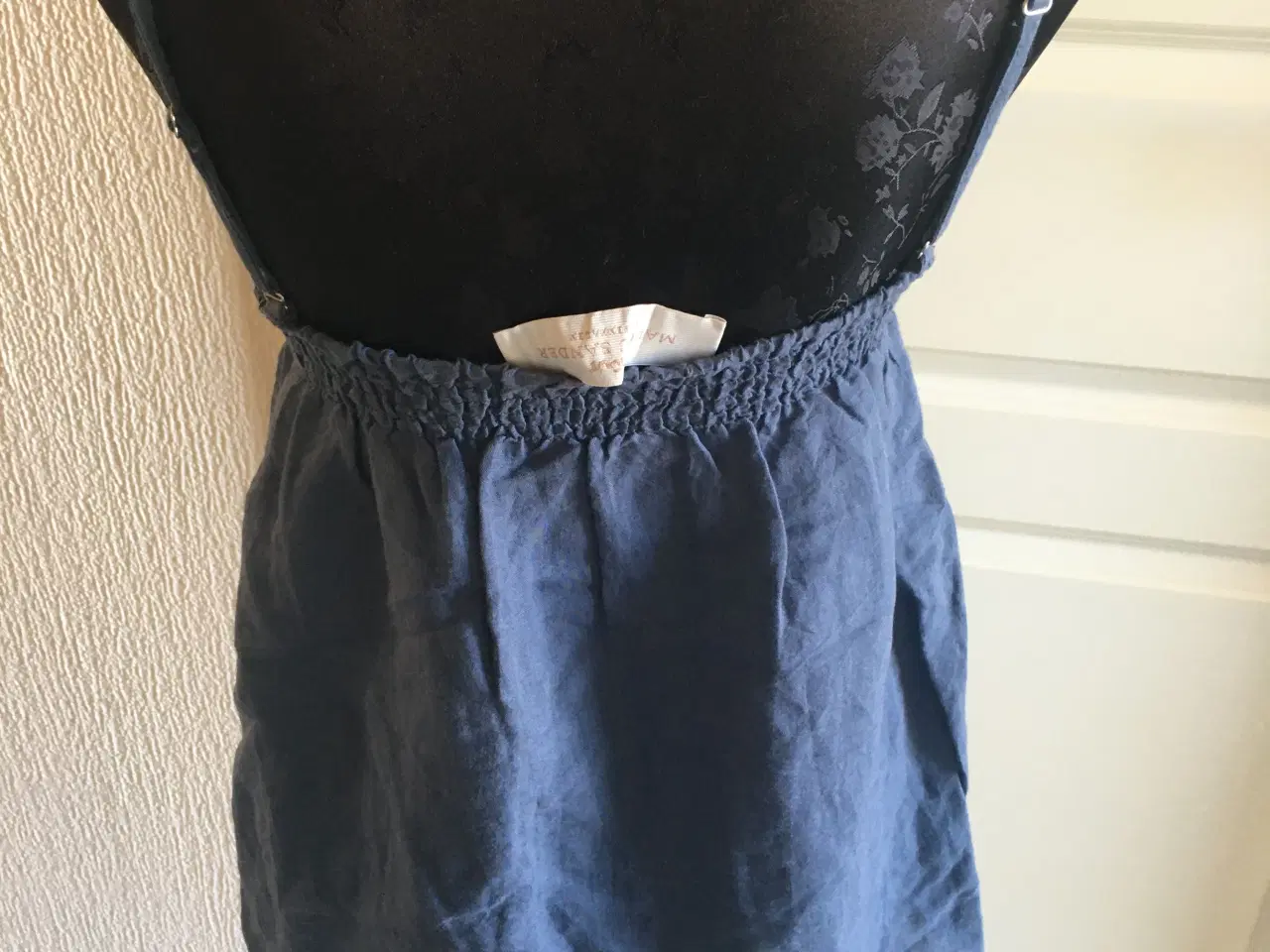 Billede 2 - Helt ny Malou Sander (muus) top str. 36