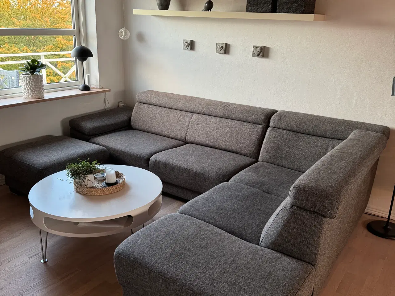 Billede 1 - Hjørnesofa med chaiselong købt i Ilva.