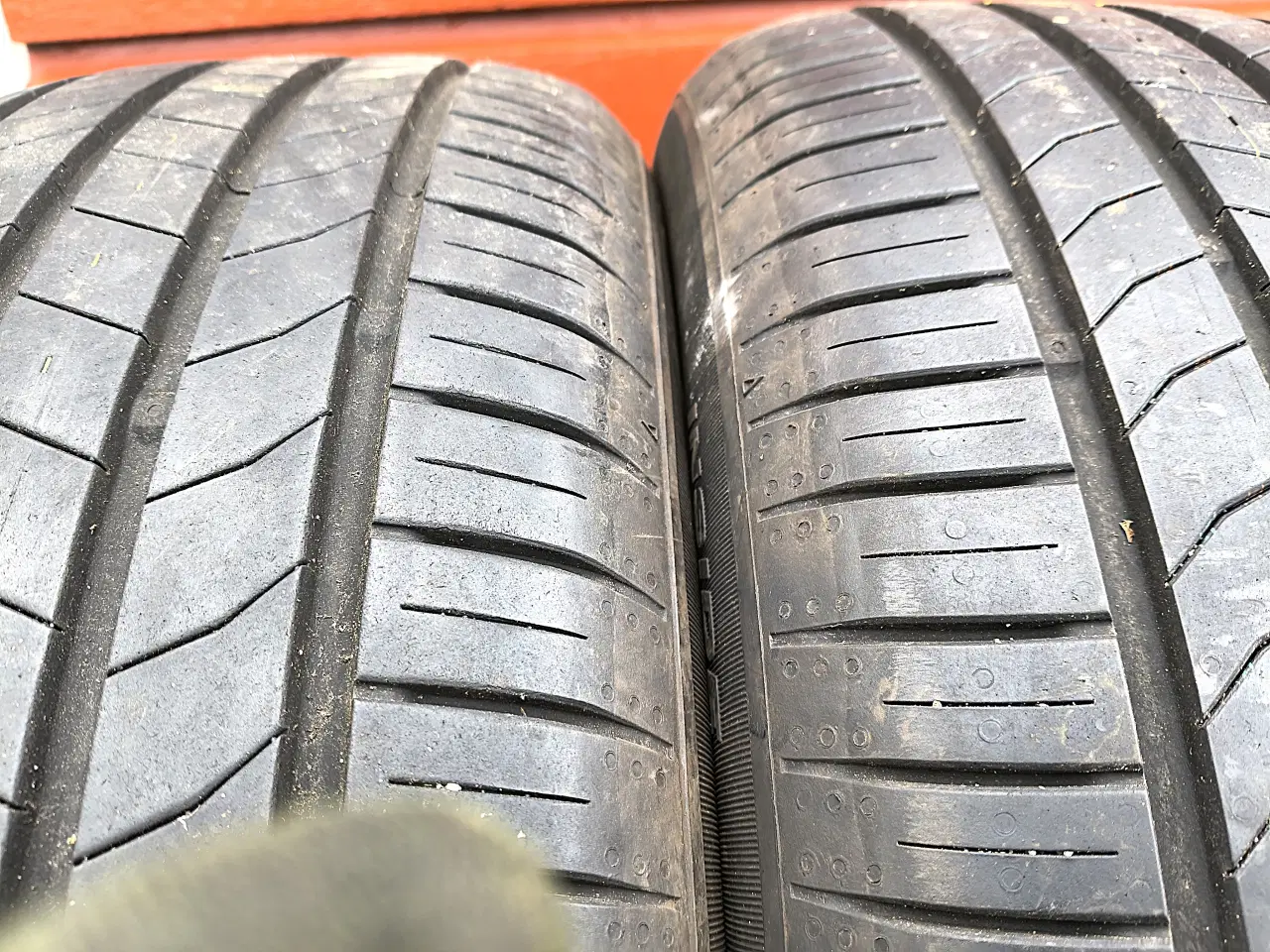 Billede 3 - 215/55 R18 sommerdæk