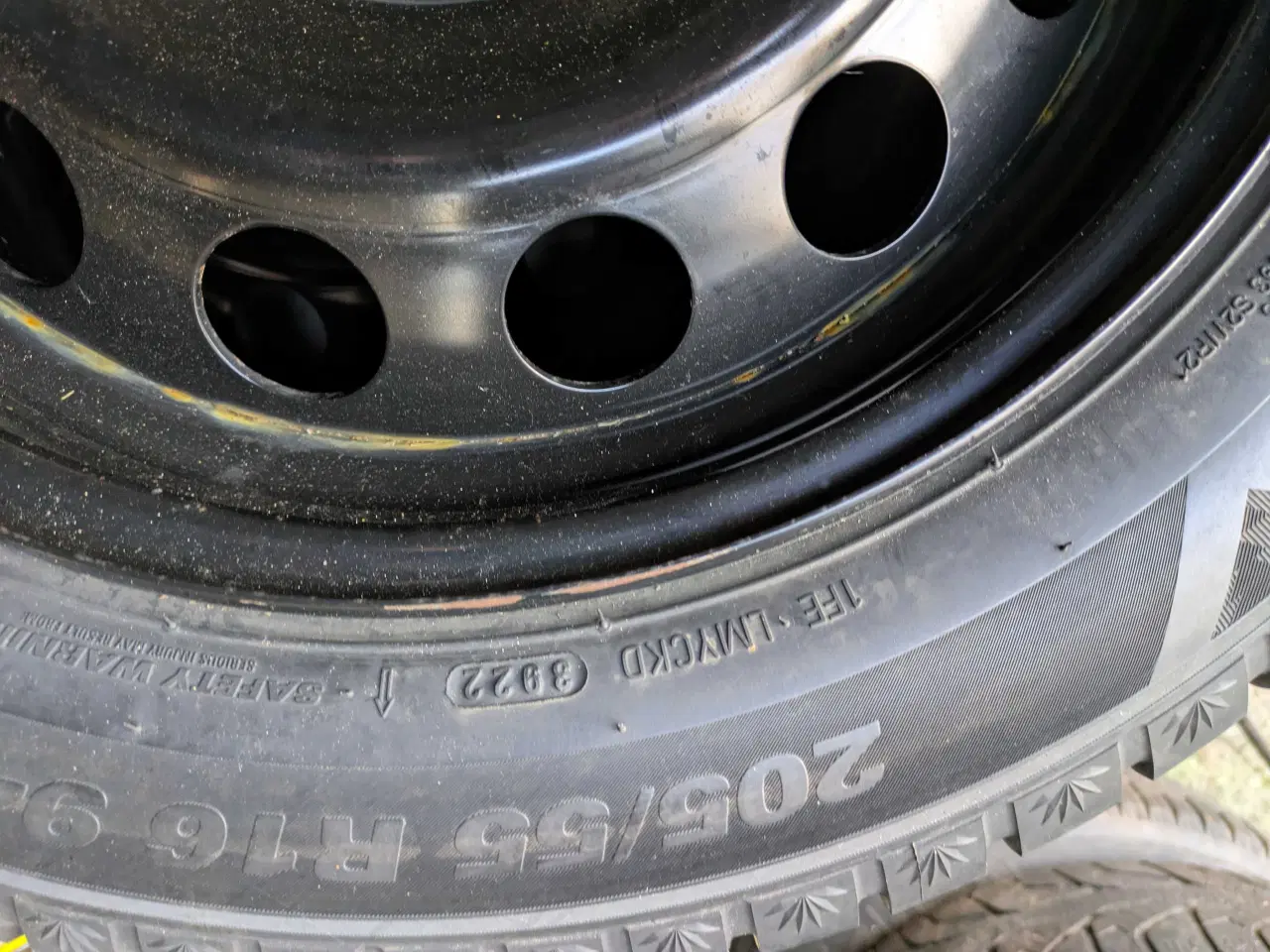 Billede 8 - næsten nye fælge med v.dæk 8 mm