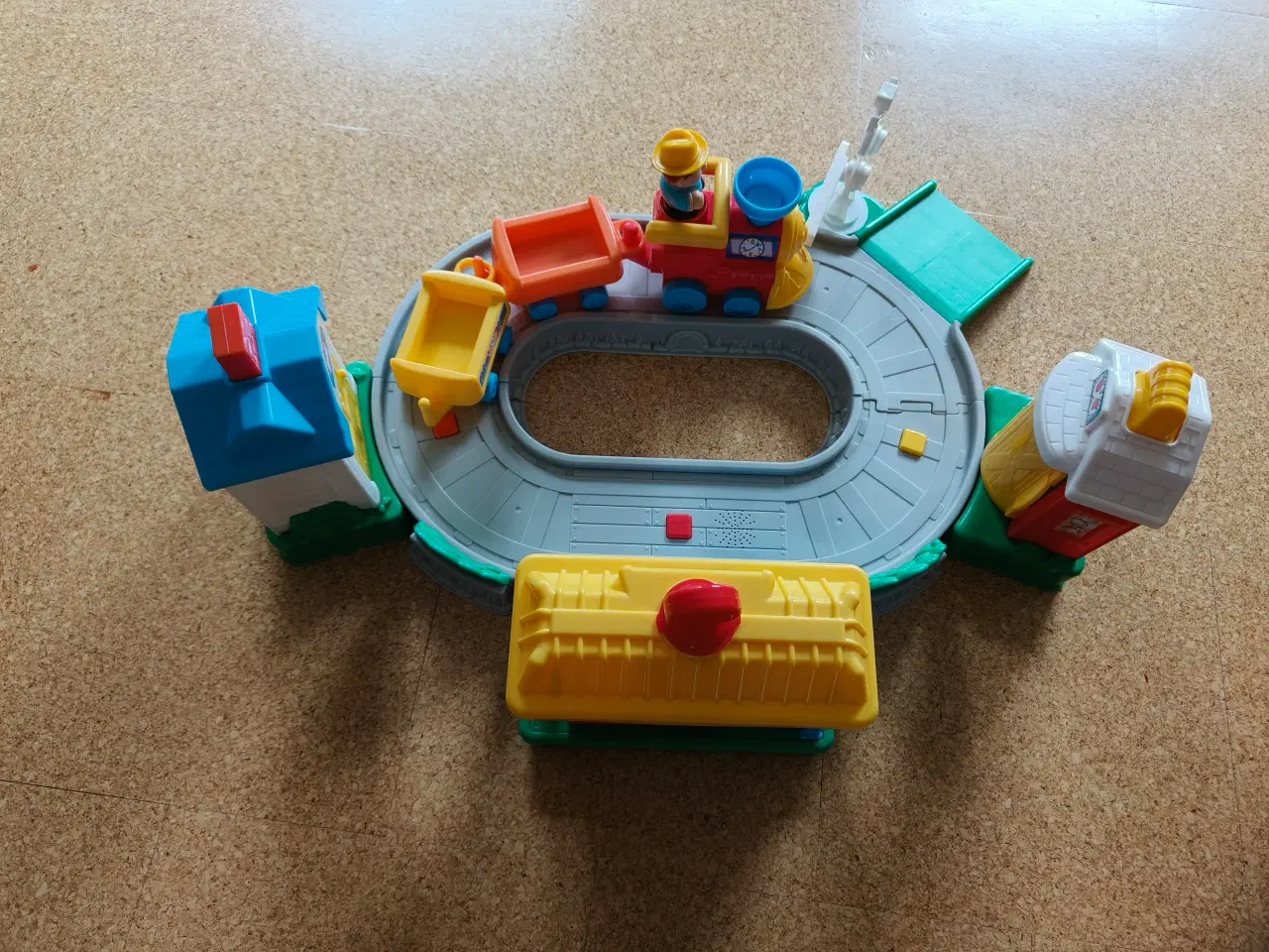 Billede 2 - Little people togbane 