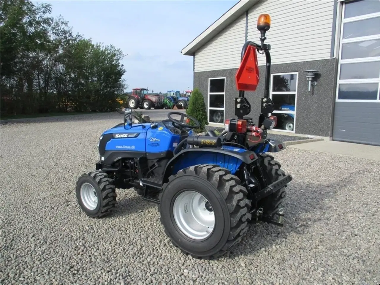 Billede 3 - Solis 26 6+2 gearmaskine med Servostyrring og Industri hjul