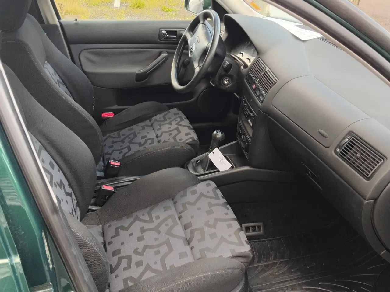 Billede 4 - NYSYNET VW GOLF 1,8 5 dørs