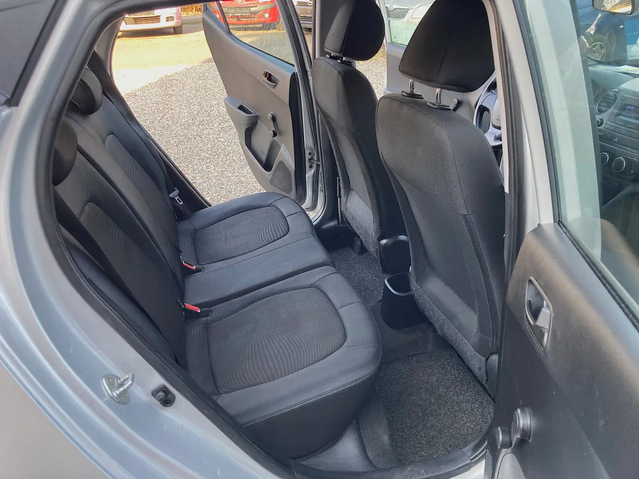 Billede 13 - Hyundai I10 Nysyn meget pæn og økonomisk