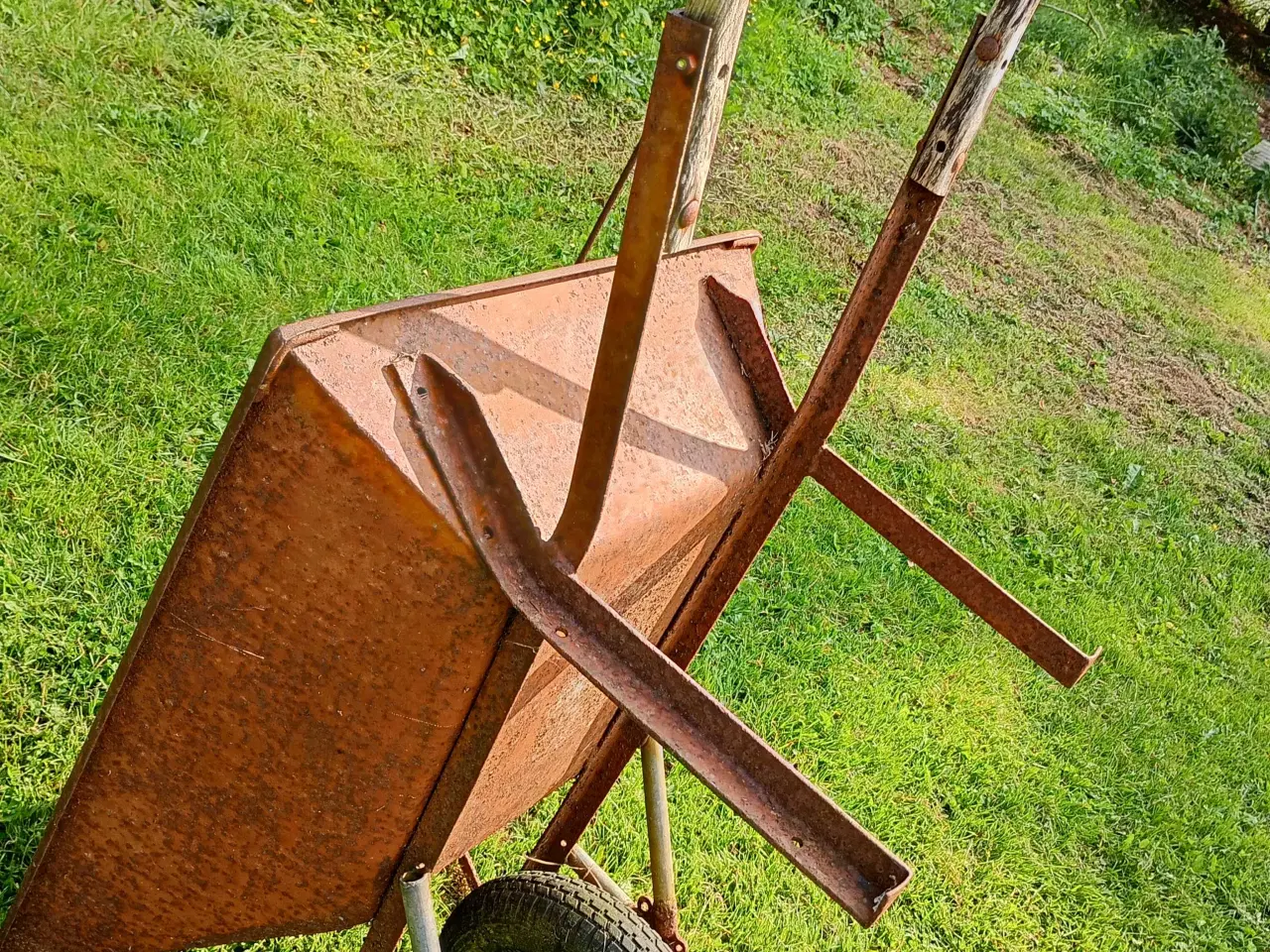 Billede 2 - Trillebår.