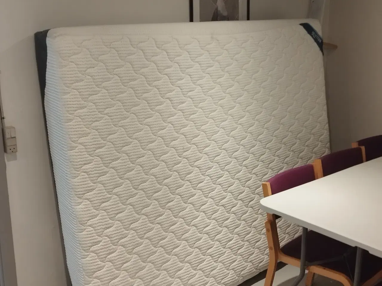 Billede 1 - Madras - wellpur 28 x 160 x 200 kun 2 år gl.