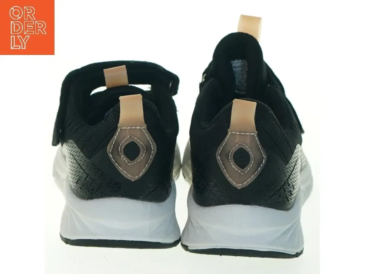 Billede 3 - Sorte løbesko fra ENDURANCE (str. 32 )