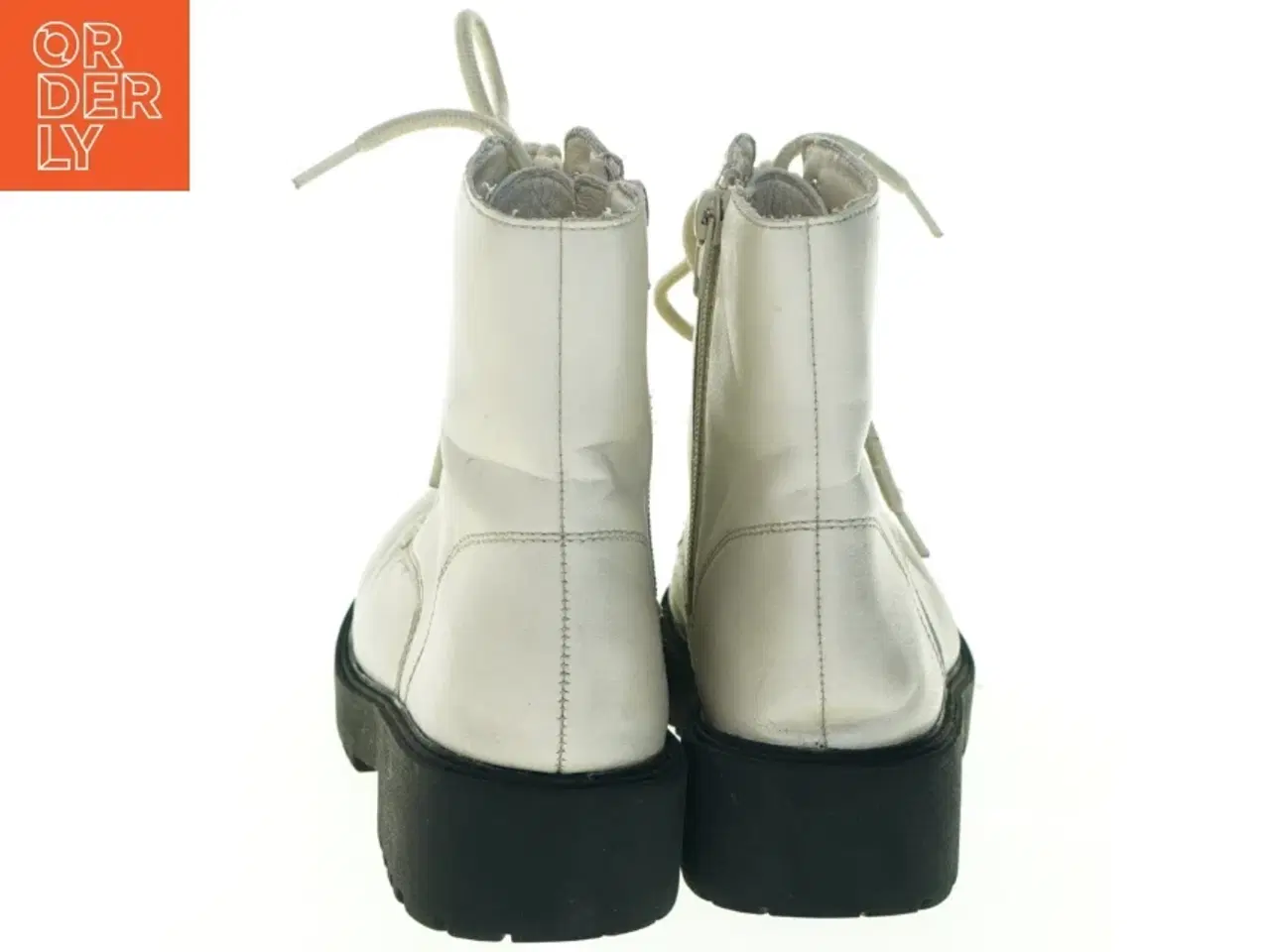 Billede 5 - Hvide snørestøvler fra VRS (str. 37 )