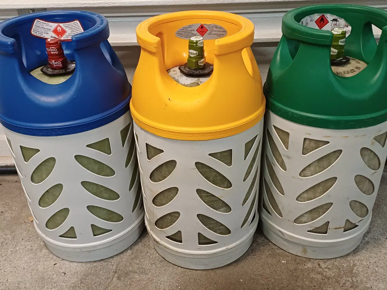 Billede 1 - Letvægt gasflaske 10 kg fyldt og plomberet