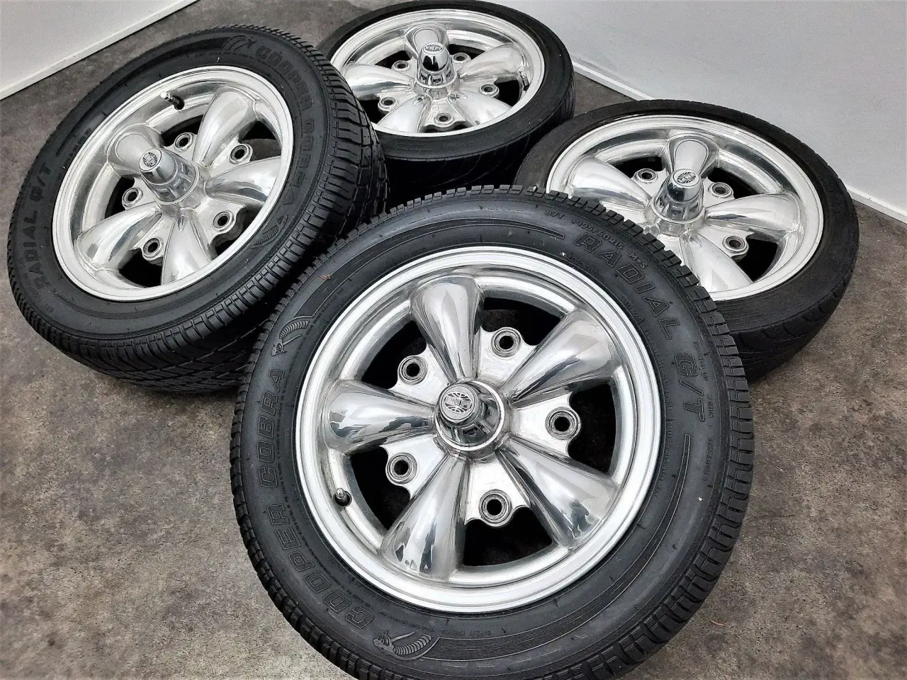Billede 2 - 5x205 15" ET20 EMPI GT-5 Polished - USA wheels