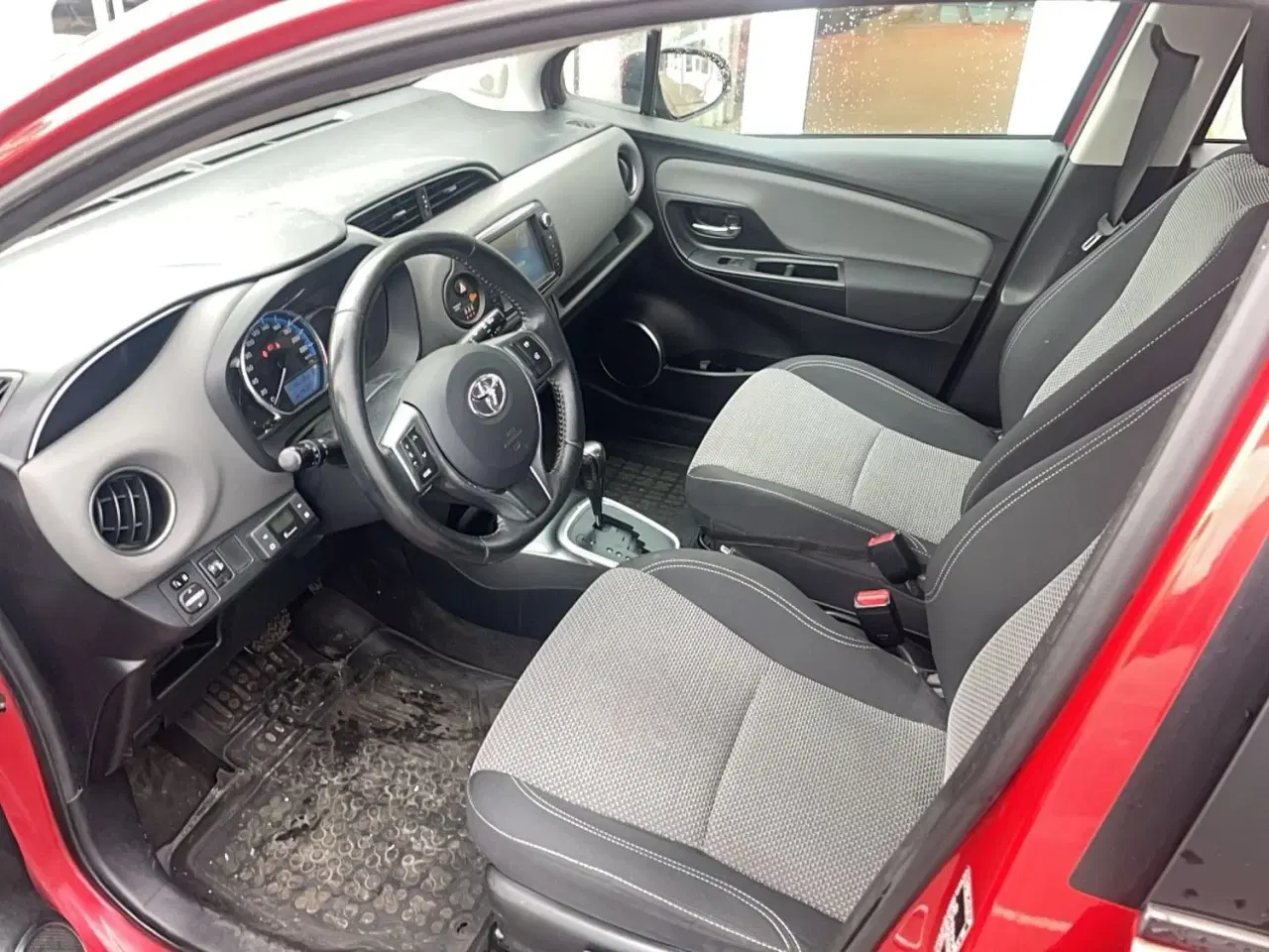 Billede 2 - Toyota Yaris 1,5 Hybrid H2 e-CVT