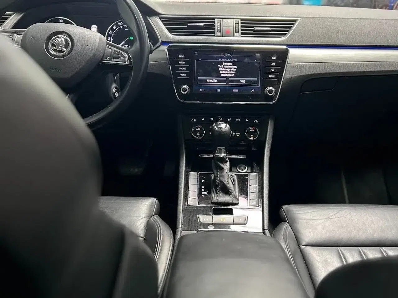 Billede 6 - Skoda Superb 2,0 TDi 150 Business Executive Combi DSG
