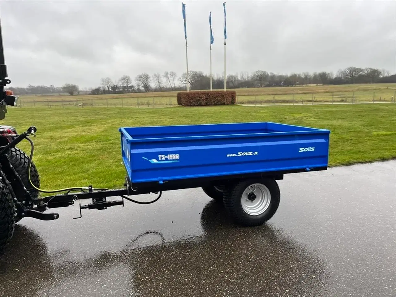 Billede 6 - - - - Solis TS1500 tipvogn med bagtip, aftagelige sider og fine brede dæk.
