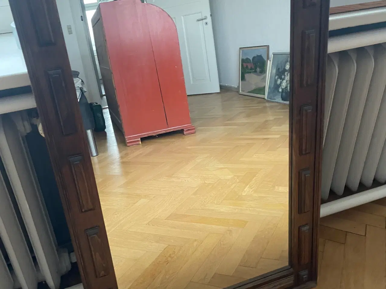 Billede 1 - Dejligt Spejl med bred ramme