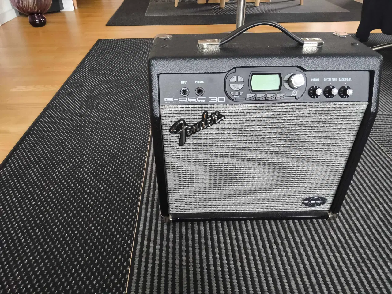 Billede 1 - Fender forstærker.  indbygget med mange rytmer 