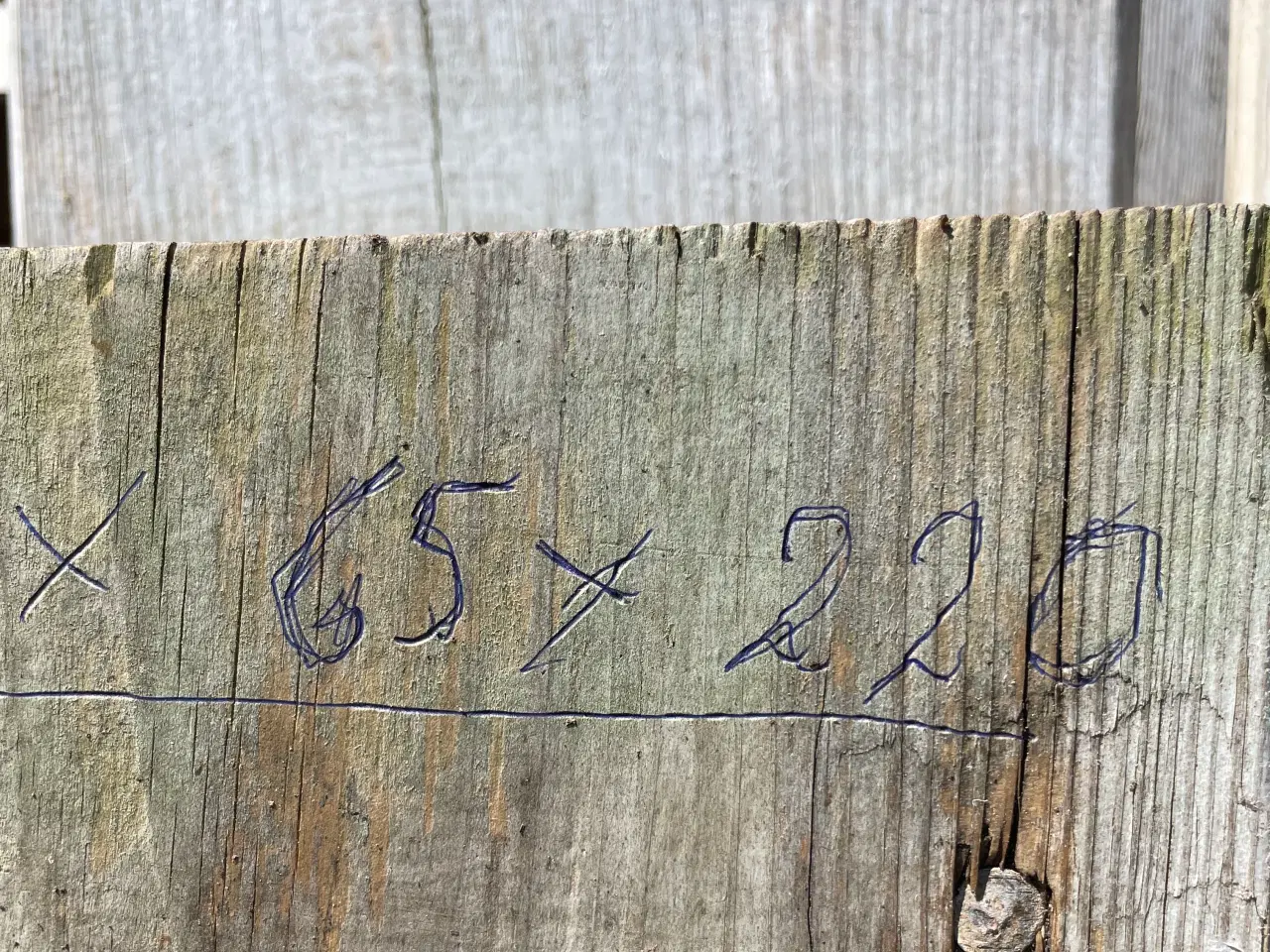 Billede 2 - Badebro af træ + enkelte stolper og gelænder