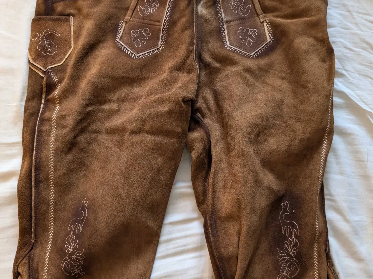 Billede 7 - Ægte lederhosen ubrugte 
