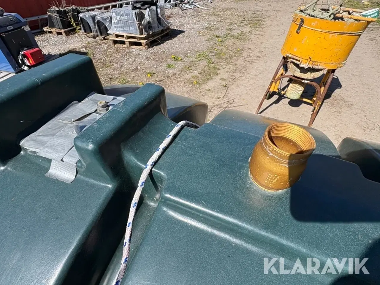 Billede 9 - Dieseltank med pumpe Kingspan 1225 liters