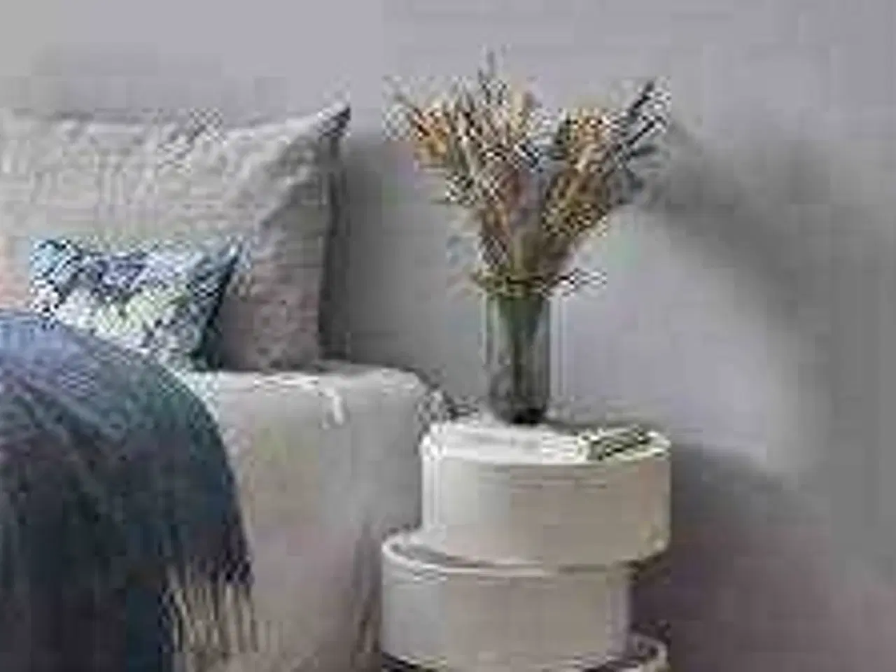 Billede 2 - 2 stk. Pop out sofa/sengeborde Hvid Ø: 40 cm H: 52 cm