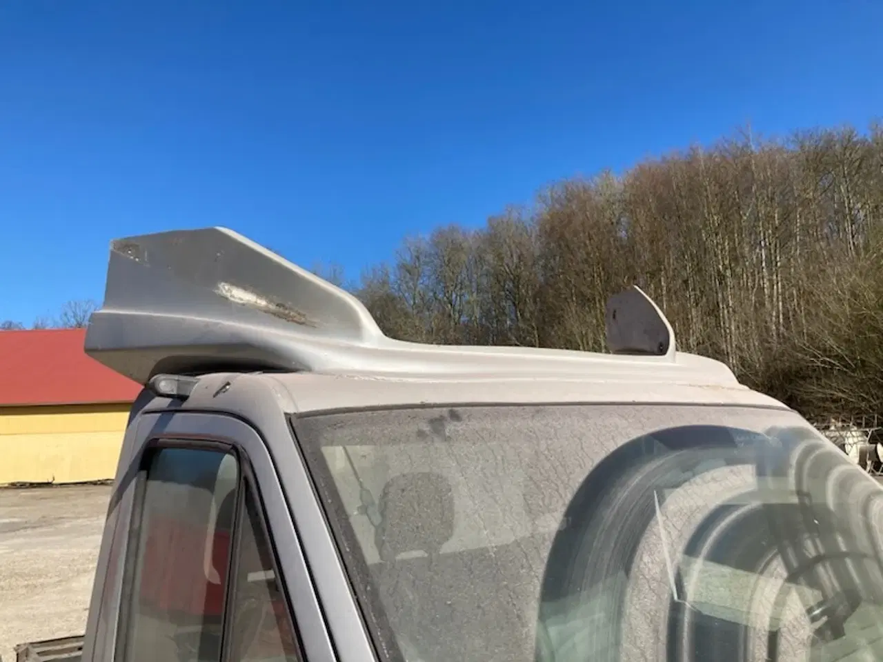 Billede 2 - Tagspoiler til vw LT Sprinter