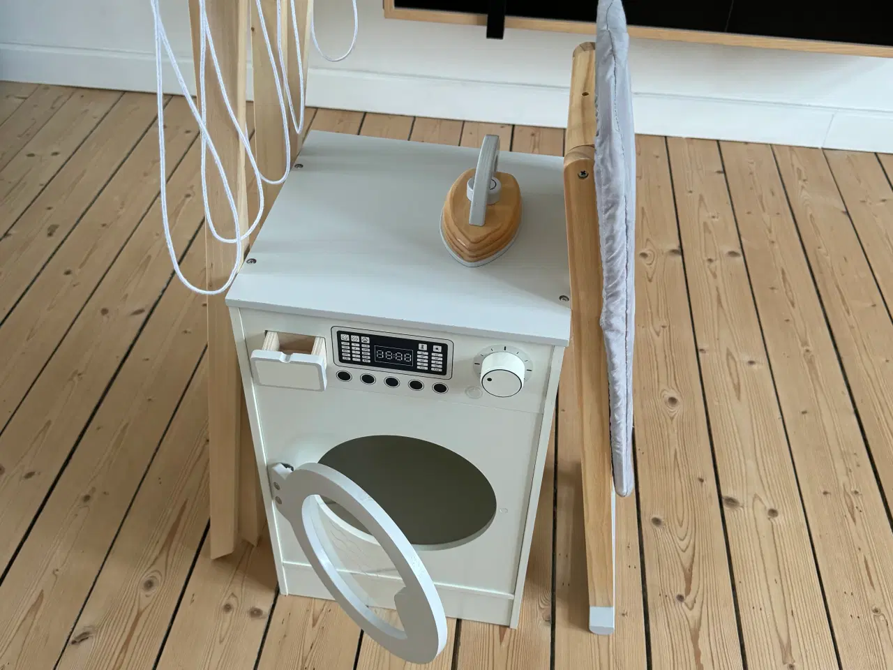 Billede 3 - Vaskemaskine mv til leg