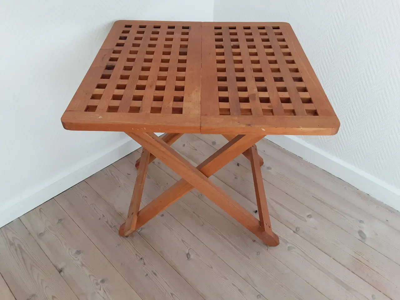 Billede 3 - Sofabord, sengebord,  blomsterstand eller lign