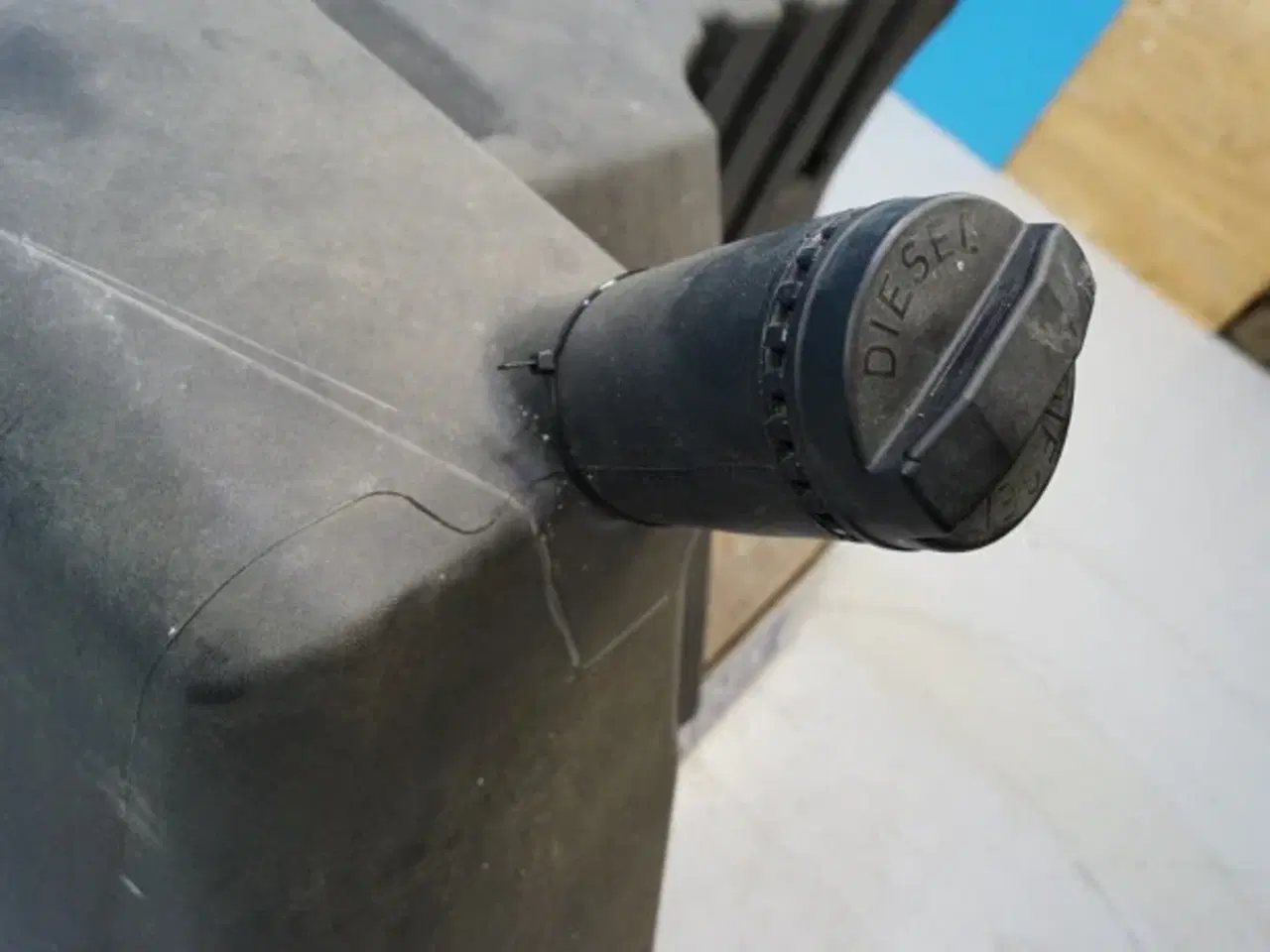 Billede 14 - McCormick XTX 165 Dieseltank