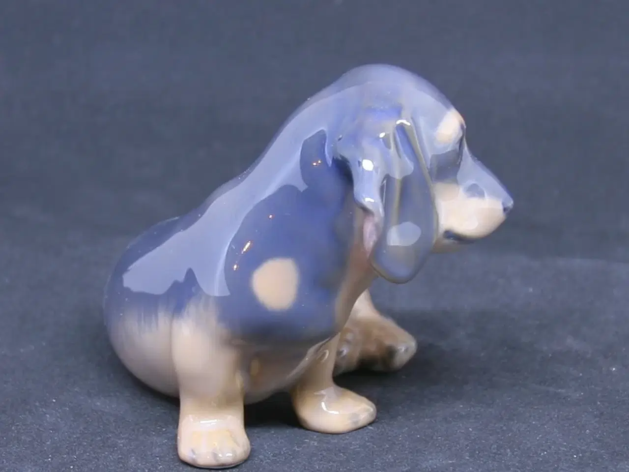 Billede 2 - Royal Copenhagen Stentøjsfigur Gravhund