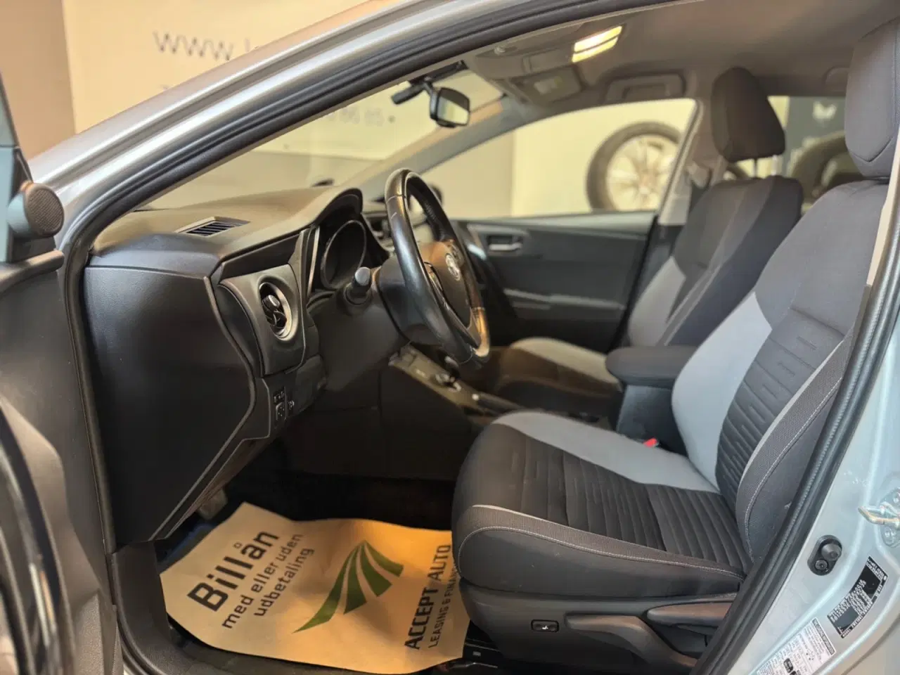 Billede 6 - Toyota Auris 1,8 Hybrid H2 Comfort Touring Sports CVT