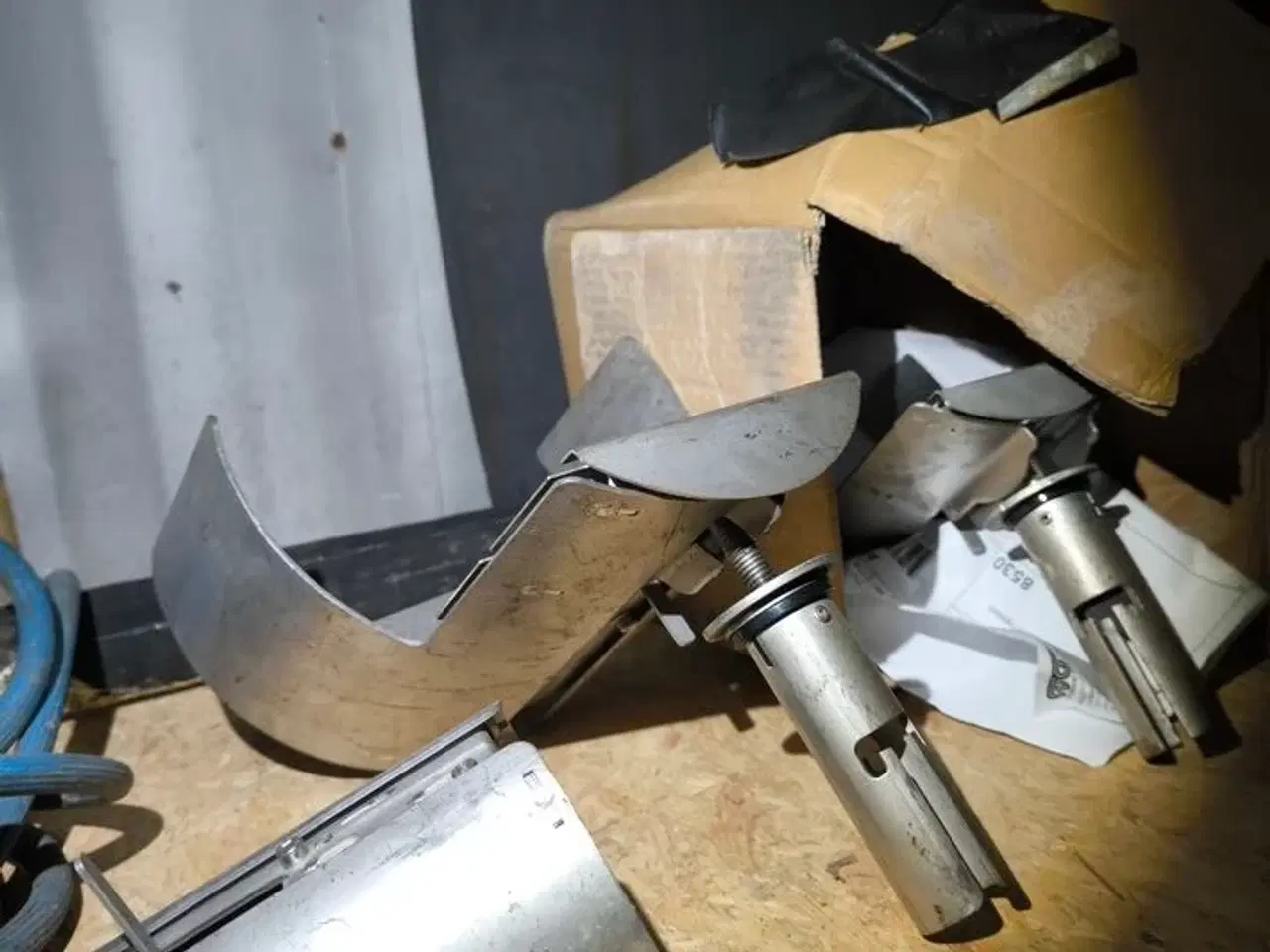 Billede 5 - Div. Varelager samt værktøj