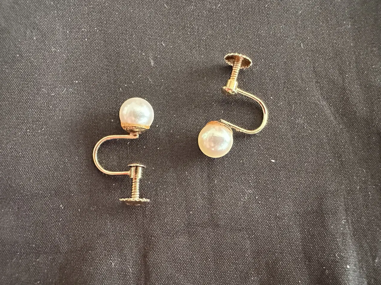 Billede 5 - Guld øreskruer med kulturperle