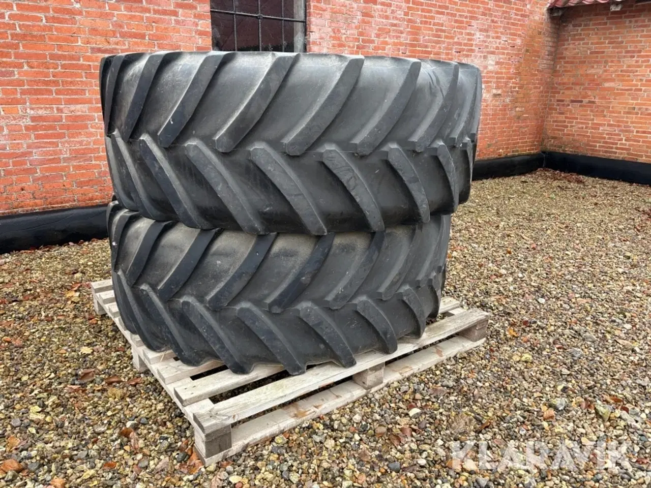 Billede 1 - Traktordæk Michelin XM108 2 styk